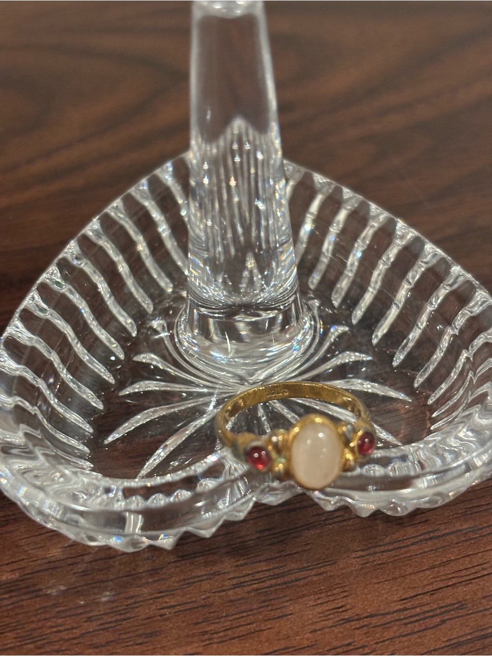 Vintage Avon Gold Toned Ring